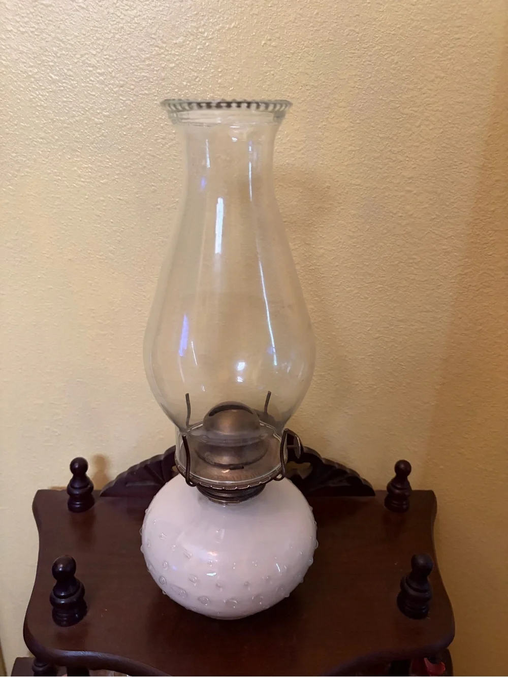 Vintage White Glass Oil Lamp with Clear Chimney - Lamplight